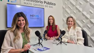 Juízas Jacqueline Machado e Helena Coelho participam do Podcast MPMS e destacam projetos da Corregedoria do TJMS voltados à inclusão e proteção de pessoas vulneráveis.