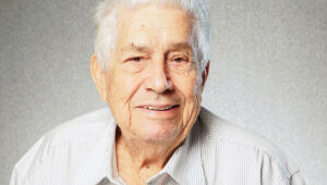 Alfredo Fernandes seguirá presidindo o Sindicom, entidade que ajudou a fundar em 1977