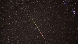 James McCue (Novo México) capturou este meteoro das Orionídeas em 22 de outubro de 2023 