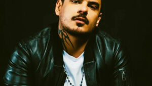 Lukas Rafael Hespanhol Ruiz, mais conhecido como Vintage Culture, de 32 anos e natural de Mundo Novo (Mato Grosso do Sul), aparece em 2025 no seleto ranking dos 100 melhores DJs do mund
