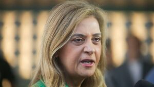 Presidente do Palmeiras, Leila Pereira, decidiu não ir ao Maracanã por temer clima hostil em meio a polêmicas com o Flamengo.