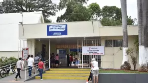 Cemitérios públicos de Campo Grande recebem cerca de 40 mil visitantes no Dia de Finados; programação inclui missas e apresentações musicais.