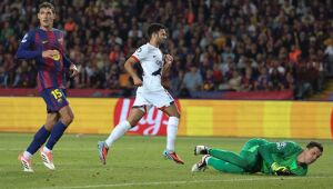 Gonçalo Ramos fez o gol da virada do PSG sobre o Barcelona na Espanha.