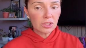 Influenciadora conhecida como Esquerdogata acumula 874 mil seguidores