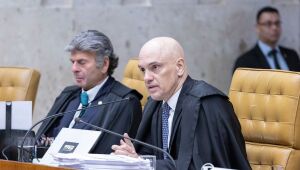 Moraes cobra explicações da defesa de Filipe Martins desligamento tornozeleira eletrônica. 