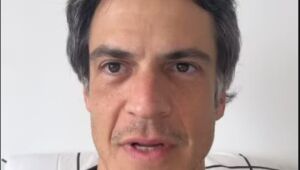 Mateus Solano nega tapa e explica polêmica durante apresentação do monólogo 'O Figurante' em Santa Rosa (RS) 