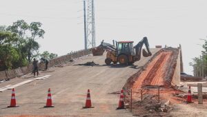 Prefeita Adriane Lopes fiscaliza obras do Viaduto do Jardim Veraneio, que promete melhorar a mobilidade na região Prosa