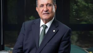 Deputado Zé Teixeira tem trajetória marcada pela experiência e dedicação ao desenvolvimento de Mato Grosso do Sul, acompanhando de perto a história do Estado desde sua criação.
