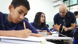 Segundo a Secretaria de Estado de Educação (SED), cerca de 200 mil vagas estão disponíveis em todos os 79 municípios do estado, contemplando Ensino Fundamental, Médio, Educação Profissional e EJA