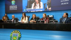 Mara Caseiro conduziu a celebração aos odontólogos    Veja mais no site da ALEMS: https://al.ms.gov.br/noticias/144032