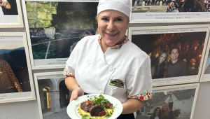 A empresária Joelma Paim, responsável pelo restaurante Bom Almoço