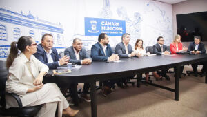 Reunião na Câmara Municipal de Campo Grande, realizada na manhã desta terça-feira (18)