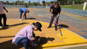 Quadras recebem pintura e serviços devem ser finalizados ainda esta semana