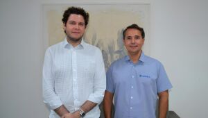 Guilherme Bumlai, presidente da Acrissul, e Aurélio Rocha, presidente do LIDE-MS, durante reunião de preparação para o Fórum Agro Expogrande 2026.