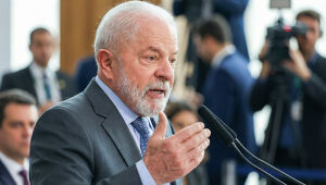 Lula durante reunião na Granja do Torto, onde defendeu a criação do Ministério da Segurança Pública após aprovação da PEC.