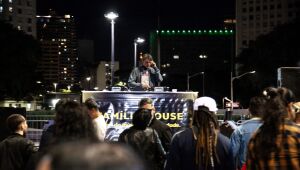 Reencontro de DJs marca os 10 anos do Pantanal Underground com festa, lançamento de livro e EP em Campo Grande.