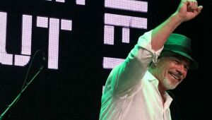 Danny Seraphine, baterista original do Chicago, se apresenta no Brasil pela primeira vez em turnê marcada para março de 2026.