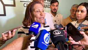 A presidente da Santa Casa, Alir Terra Lima, afirma que a paralisação é consequência de uma 