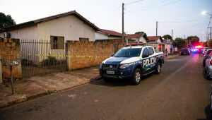 Homem foi levado em estado grave para a Santa Casa após ser esfaqueado durante discussão conjugal.