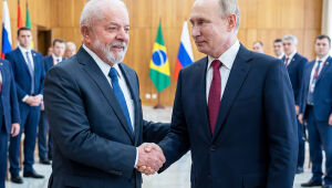Presidente Lula discutiu a situação da Venezuela em conversa com o líder russo Vladimir Putin.