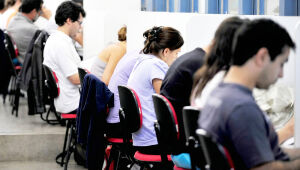 Concurso Nacional Unificado 2025 oferece mais de 3,6 mil vagas em órgãos federais; resultado final sai em fevereiro.