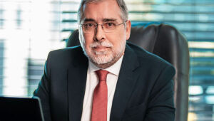 Dr. Fernando Baraúna