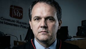 Alexandre Magno Benites de Lacerda assume CNMP após ser destaque em sua carreira no Ministério Público