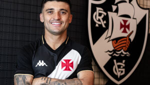 Mirassol anuncia contratação do lateral Victor Luís, ex-Vasco e Palmeiras
