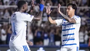 Cruzeiro vence o URT, garante melhor campanha no Mineiro e encara o Pouso Alegre na semifinal