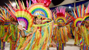 Praça do Papa recebe, a partir das 19h desta segunda-feira (16), a primeira noite de desfiles das escolas de samba de Campo Grande.
