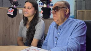 A médica Sádia Jamal Mohamed, especialista em tratamento da obesidade e o seu pai, o médico e vereador Jamal Salem 