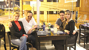Alvaro (syg) e Ines Helena, Alsig e Aline Merlo