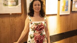 A douradense Diana Morais promoveu vernissage beneficente no dia 11