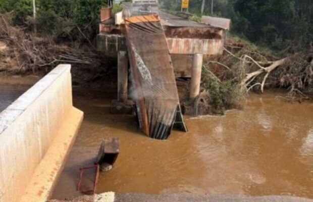 Ponte na MS-080 cede em Rio Negro após fortes chuvas e via é interditada