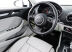 Um item opcional é o sistema Keyless Go, que permite destravar o carro e ligar o motor sem necessidade de utilizar a chave fisicamente