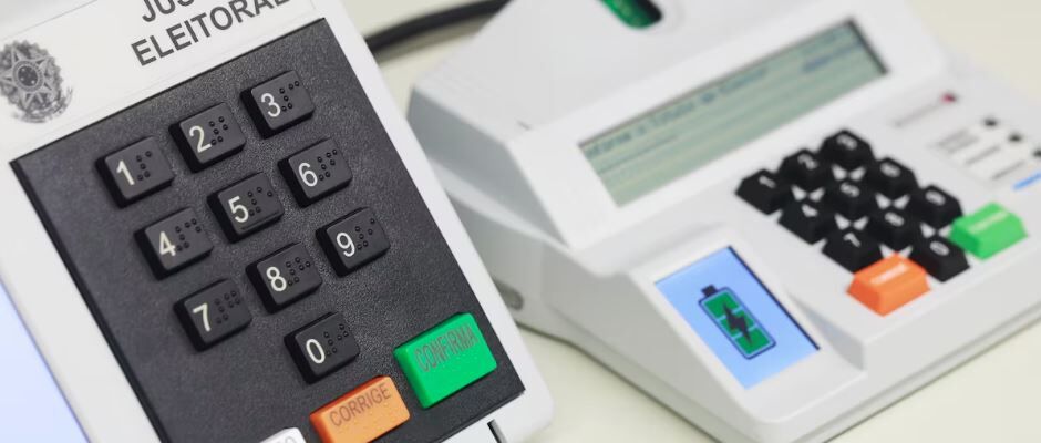 Pesquisa Quaest mostra que 53% dos brasileiros confiam nas urnas eletrônicas
