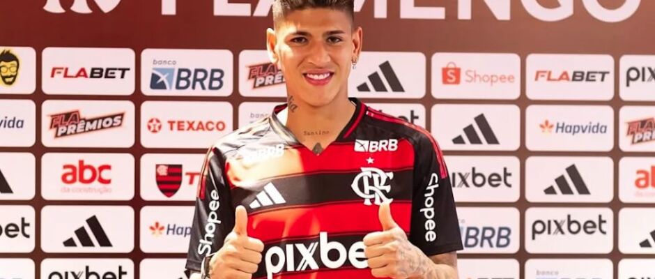 Carrascal volta a ser relacionado e vira reforço para o Flamengo contra o São Paulo