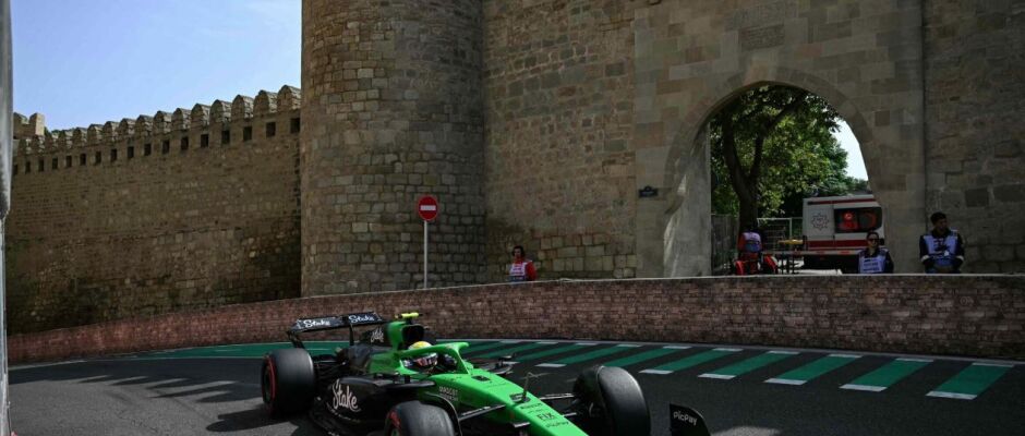 Gabriel Bortoleto enfrenta dificuldades nos treinos em Baku e busca ajustes para o GP do Azerbaijão