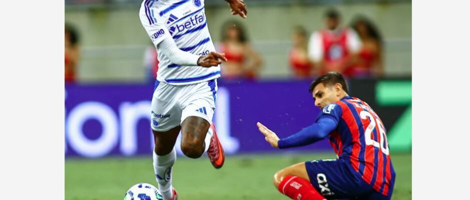 Cruzeiro vira sobre o Bahia em Salvador e assume a vice-liderança do Brasileirão