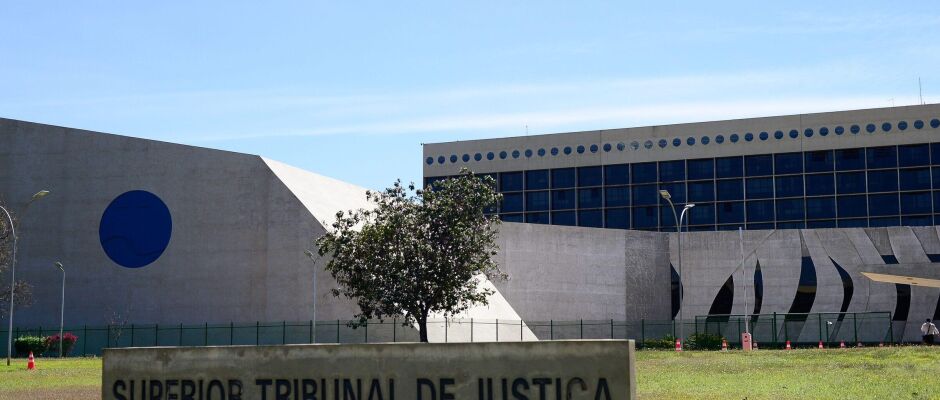 STJ decide que militares trans não podem ser afastados por identidade de gênero