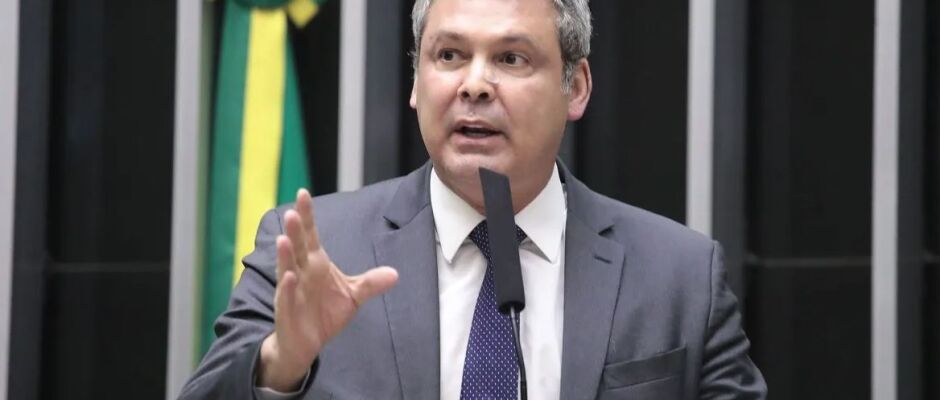 Lindbergh acusa projeto antifacção de tentar enfraquecer a Polícia Federal