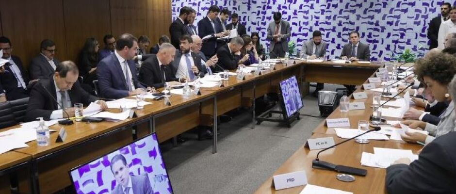 Bancada ruralista tenta incluir MST como organização criminosa em projeto antifacção