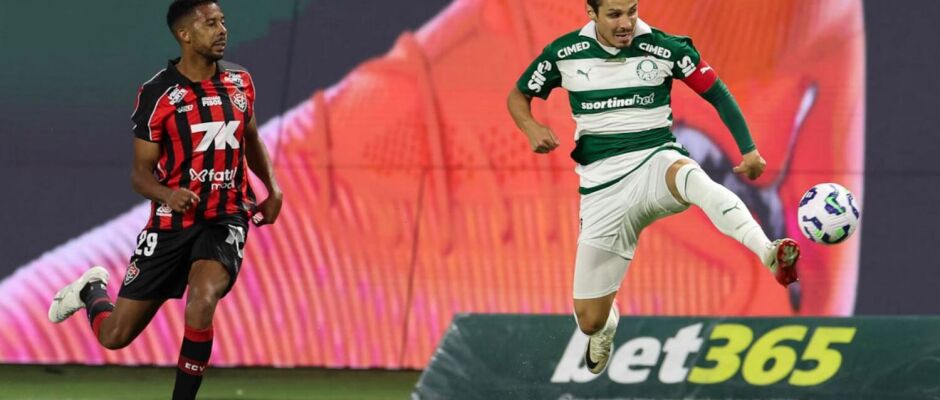 Palmeiras tropeça no Allianz Parque e empata com o Vitória sem gols