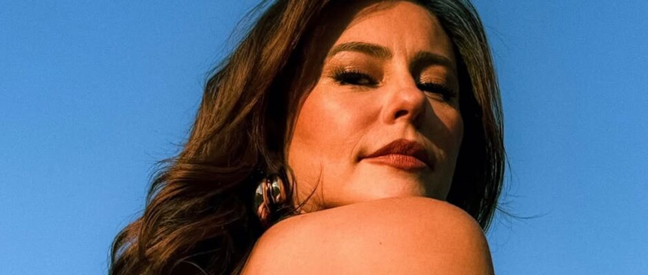 Paolla Oliveira reaparece nas redes após término e recebe enxurrada de elogios