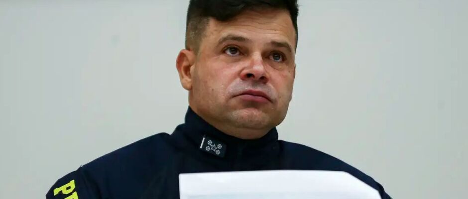 Ex-diretor da PRF é preso no Paraguai ao tentar embarcar para El Salvador