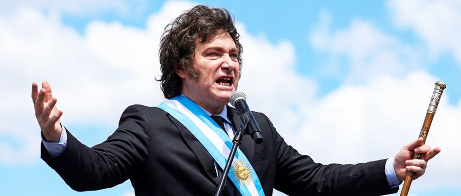 Milei declara apoio à família Bolsonaro nas eleições brasileiras de 2026