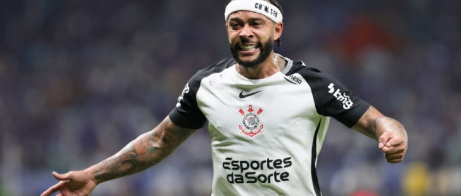 Bônus por título rende fortuna a Memphis no Corinthians