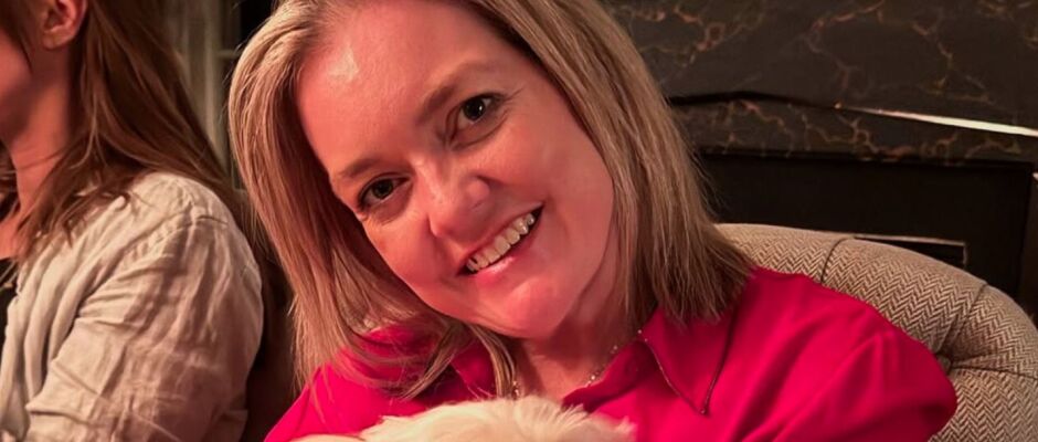 Colleen Hoover fala sobre diagnóstico de câncer e tratamento