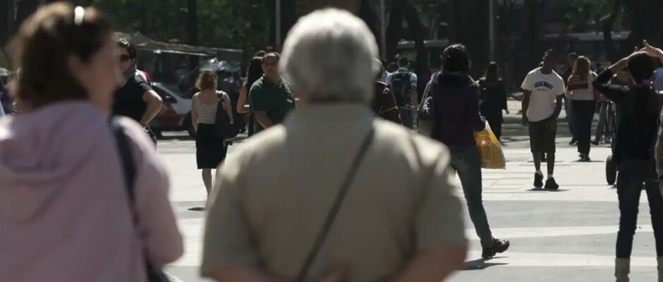 Estudo aponta que cerca de 300 mil idosos no Brasil vivem com algum grau de autismo