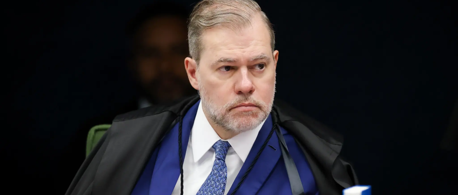 Alessandro Vieira diz sofrer pressão para evitar convocação de Toffoli